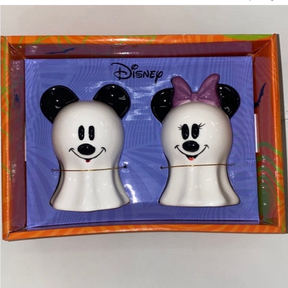 disney ghost mickey & minnie salt and pepper shaker new halloween